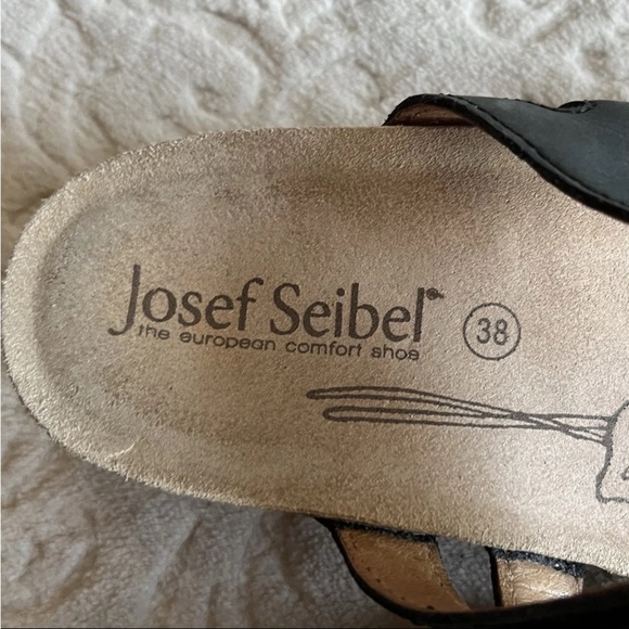 Josef Seibel Tonga Sandal Sz 38 US 7.5 Navy Leather Slip On Flower Strap Comfort - Picture 2 of 8